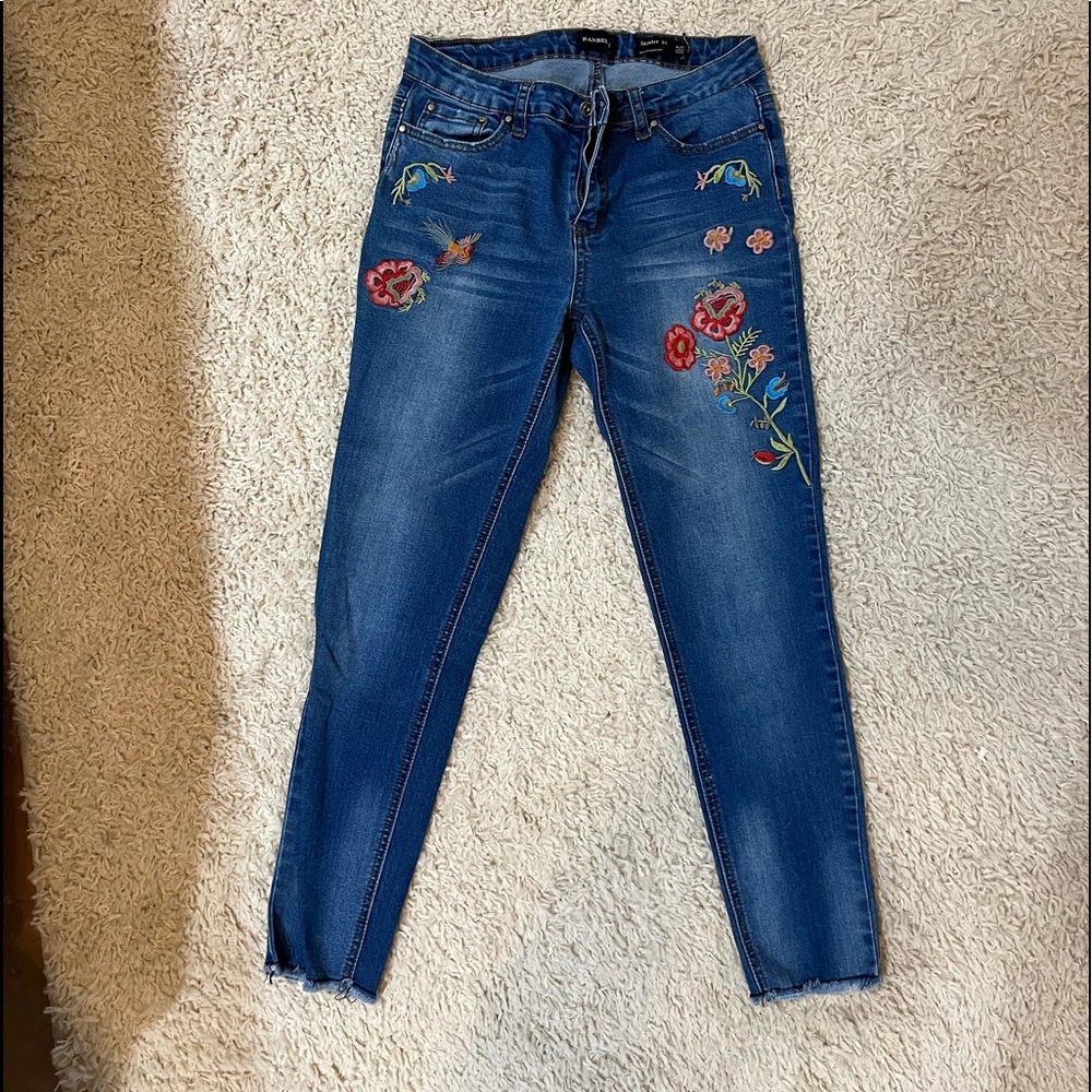 Embroidered Ranbeeri flawless fit skinny jeans